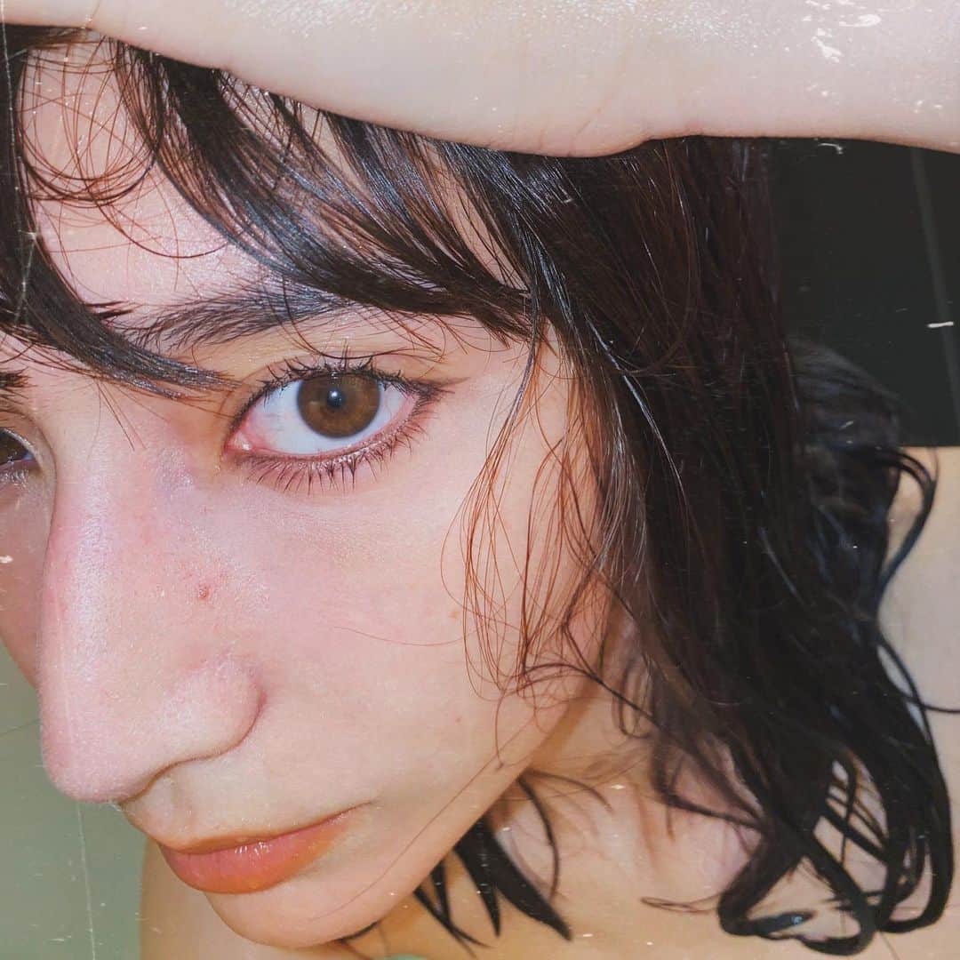 のインスタグラム：「smokyyyyy eyes !!!」