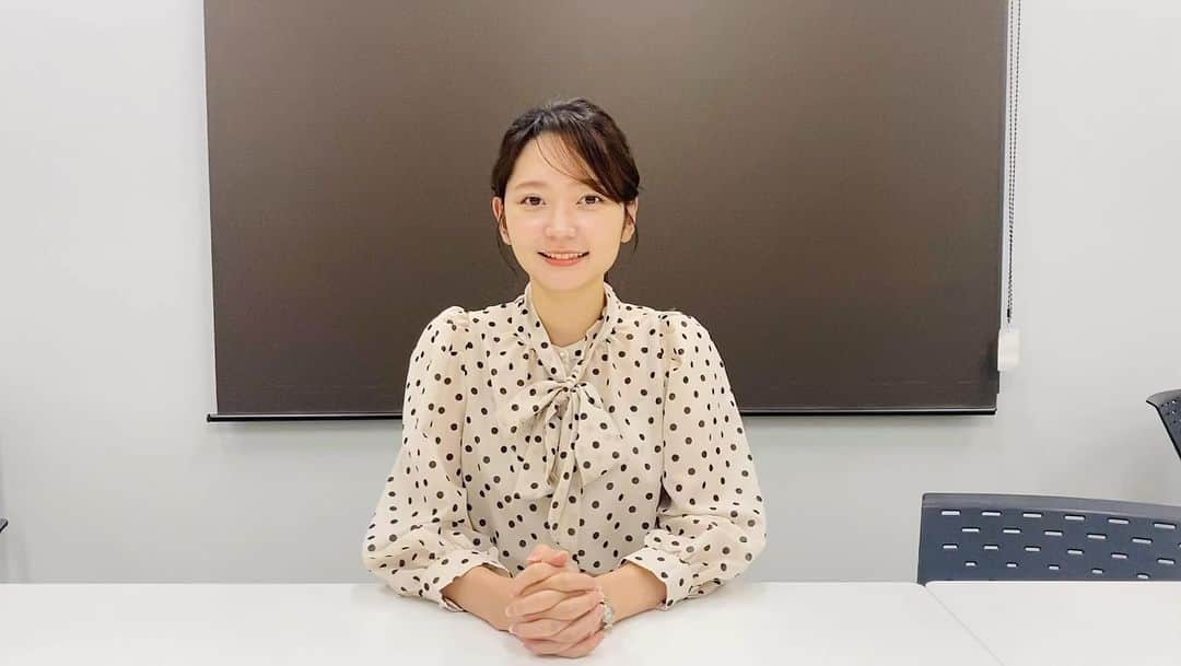 テレビ東京「SPORTSウォッチャー」のインスタグラム：「竹﨑由佳アナウンサーに今夜の見どころを聞いてみました。  #竹﨑由佳 #テレビ東京 #アナウンサー #告知 #みんスポ」