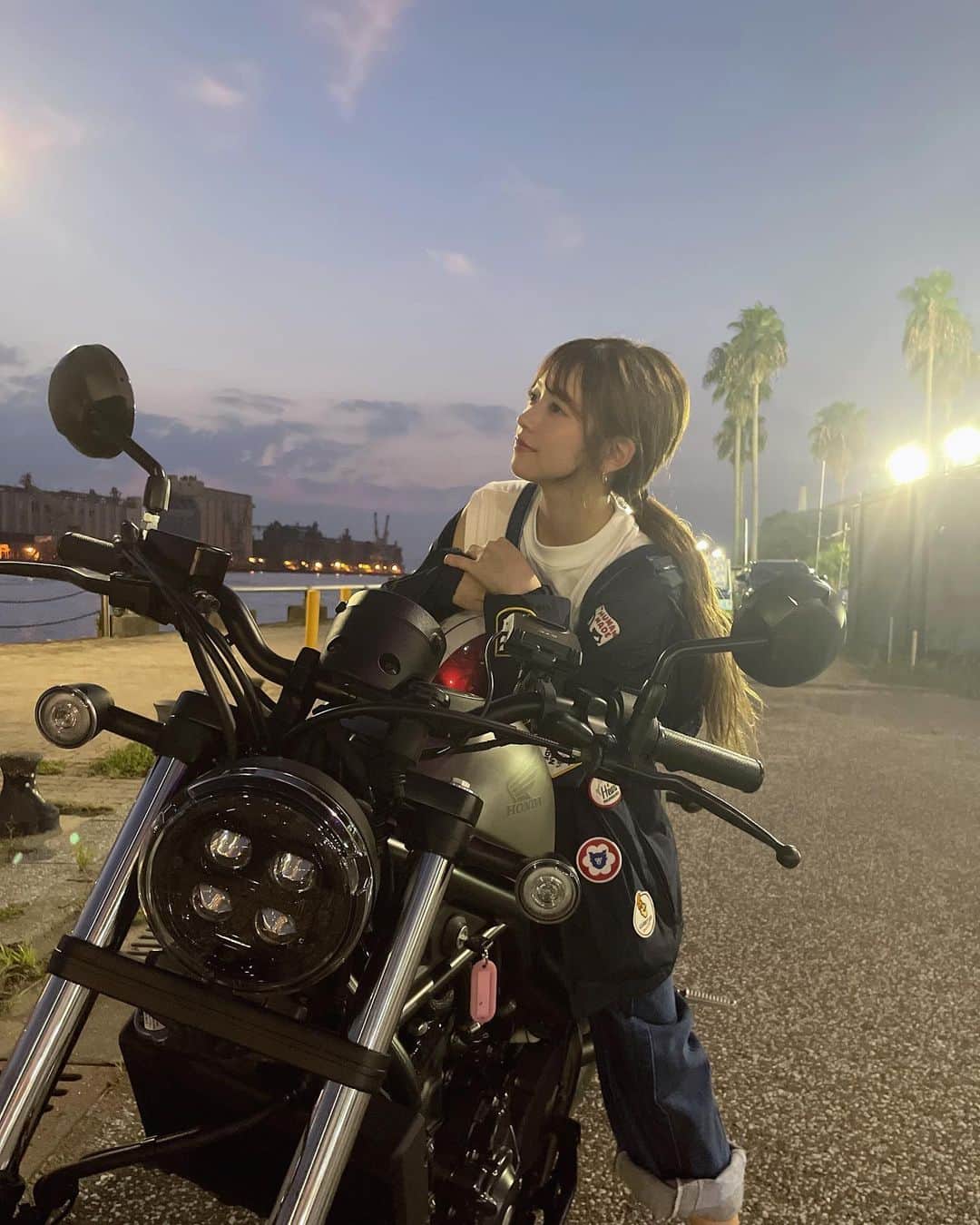高木悠未のインスタグラム：「バイクの日!! 取り立てほやほや🏍️ レンタルRebel250ちゃん  #バイク #バイク女子 #bike #🏍」