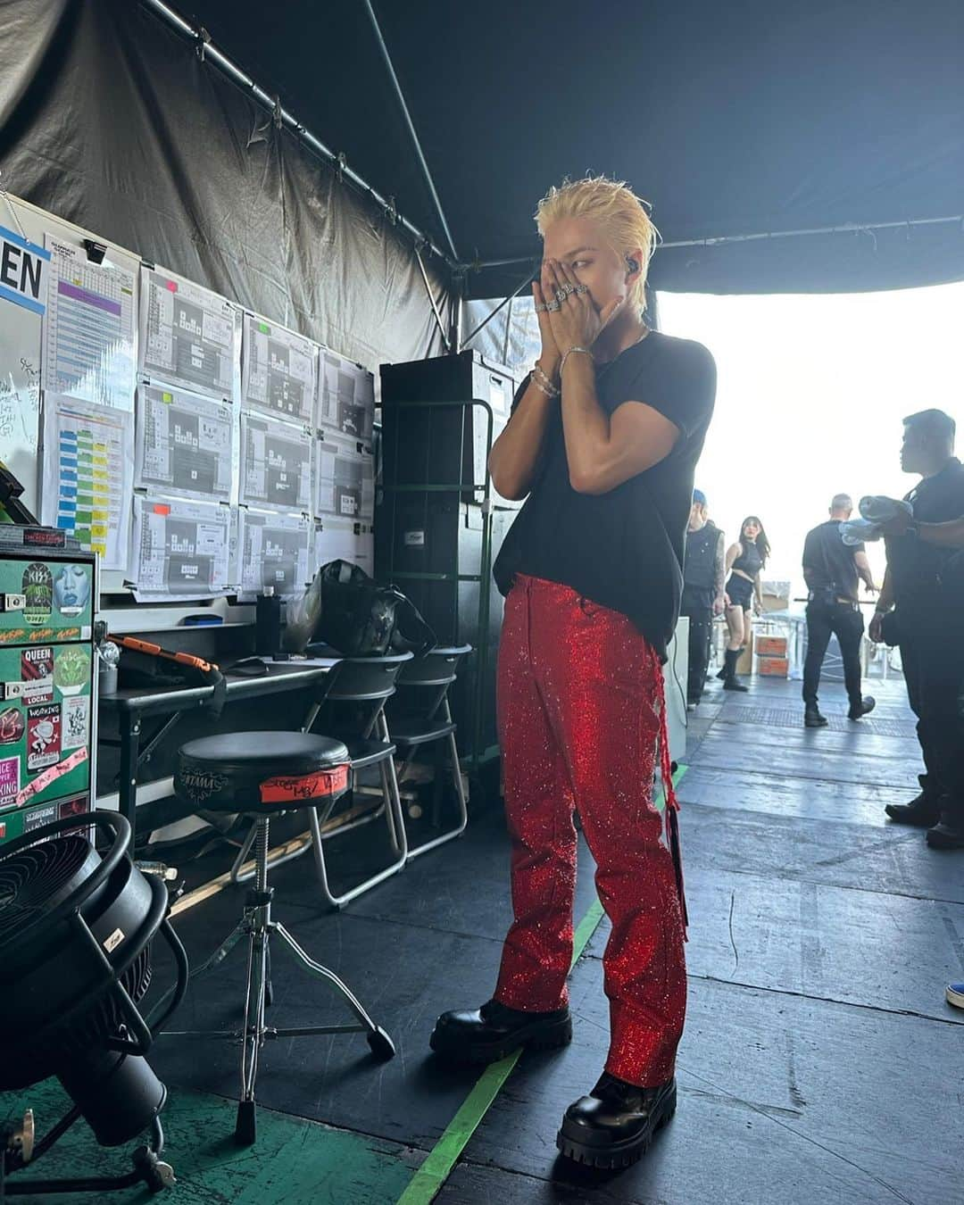 SOLさんのインスタグラム写真 - (SOLInstagram)「So grateful to see u guys !! Thank u so much OSAKA 💛@summersonic_official」8月19日 21時25分 - __youngbae__