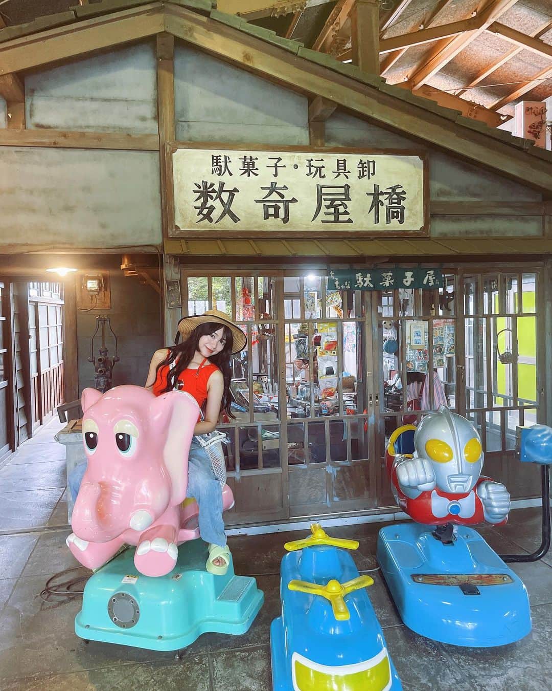 北原里英さんのインスタグラム写真 - (北原里英Instagram)「🎡 広島県福山市にある みろくの里の 『いつか来た道』で 昭和を感じてきました😺 こういうレトロな雰囲気大好き♩  でもお化け屋敷は怖すぎた😨 詳しくはYouTubeにて…😨👻   #みろくの里 #遊園地 #広島県福山市  #お化け屋敷苦手」8月19日 21時38分 - rie_kitahara_3