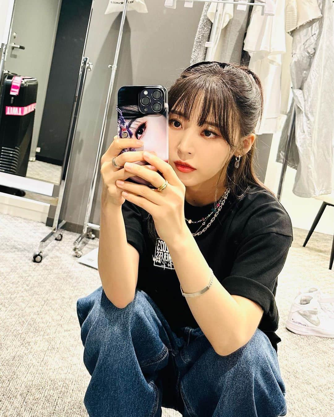 ムンビョルさんのインスタグラム写真 - (ムンビョルInstagram)「Selfie😎」8月19日 21時30分 - mo_onbyul