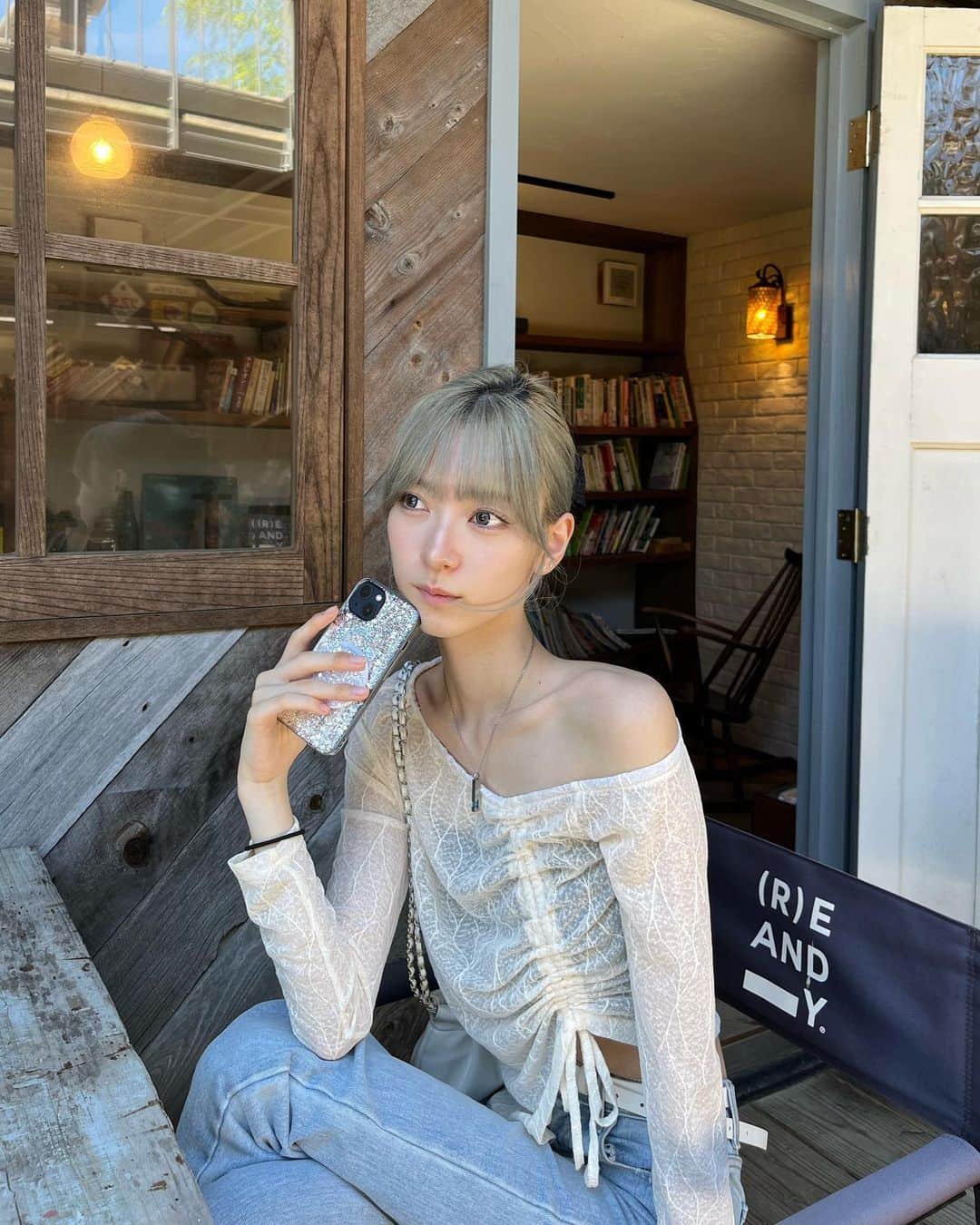 夏目璃乃さんのインスタグラム写真 - (夏目璃乃Instagram)「🍋  レモンソーダ美味しかった  最後暑さと睡魔にやられてる所ママに撮られてた🤦🏻‍♀️」8月19日 21時45分 - natsume_rino