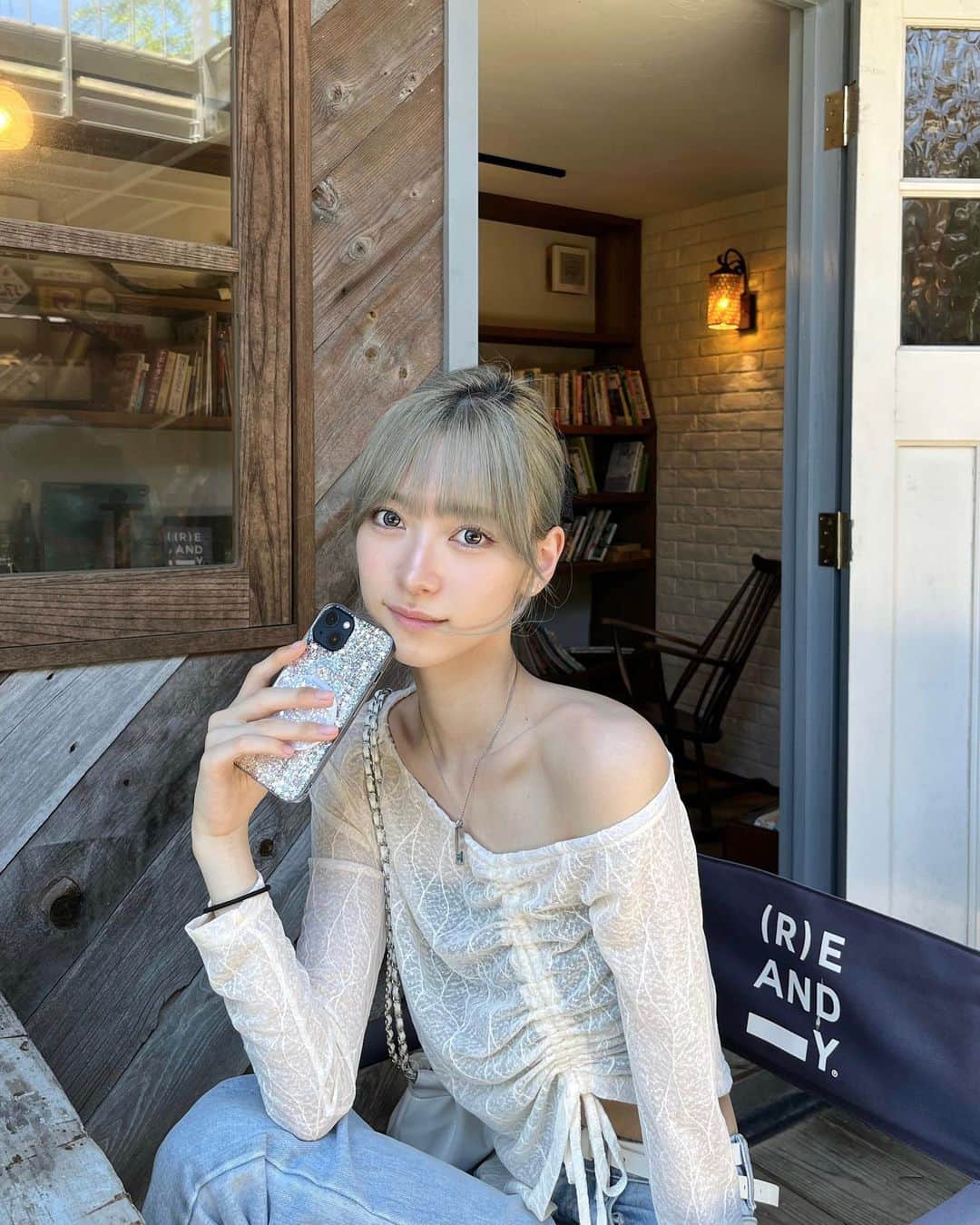夏目璃乃のインスタグラム：「🍋  レモンソーダ美味しかった  最後暑さと睡魔にやられてる所ママに撮られてた🤦🏻‍♀️」