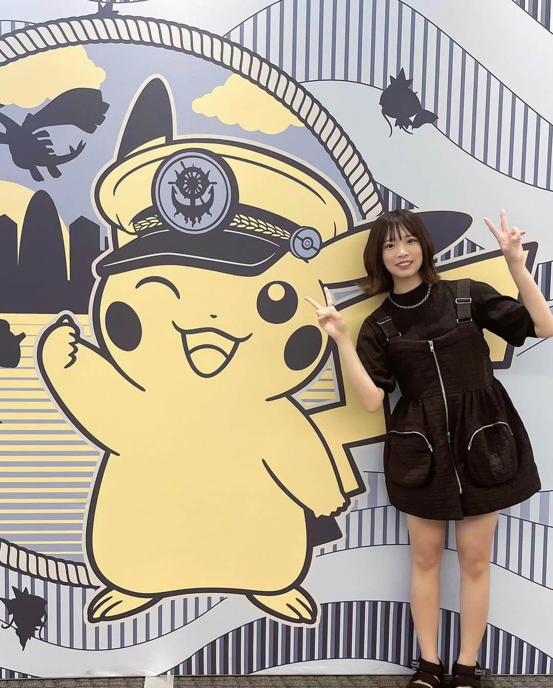 高橋みのりさんのインスタグラム写真 - (高橋みのりInstagram)「ポケモンワールドチャンピオンシップス2023 in 横浜みなとみらい  先日行ってきました！ 本当に最高でした！！  抽選に当選してPokemon Center Worlds Store 2023 でお買い物もたくさんしたよ！  ムウマもしっかり連れて来ました！🥰  いつかポケモンのお仕事ができたらいいなあ☺︎！！  ポケモンカードはもっと研究を重ねていいデッキ作りして、回し方も上手になってもっともーーっと強くなりたい！！  ポケモンを生み出すのもやってみたいな笑笑 お布団のポケモンとか🤣  #ポケモン #ポケモンカード #ポケモンセンター #ポケモンgo #ポケカ #ムウマ #pokemon #pokémon #pokemongo #pokemoncenter #pokemoncards」8月19日 21時47分 - tminori_1212