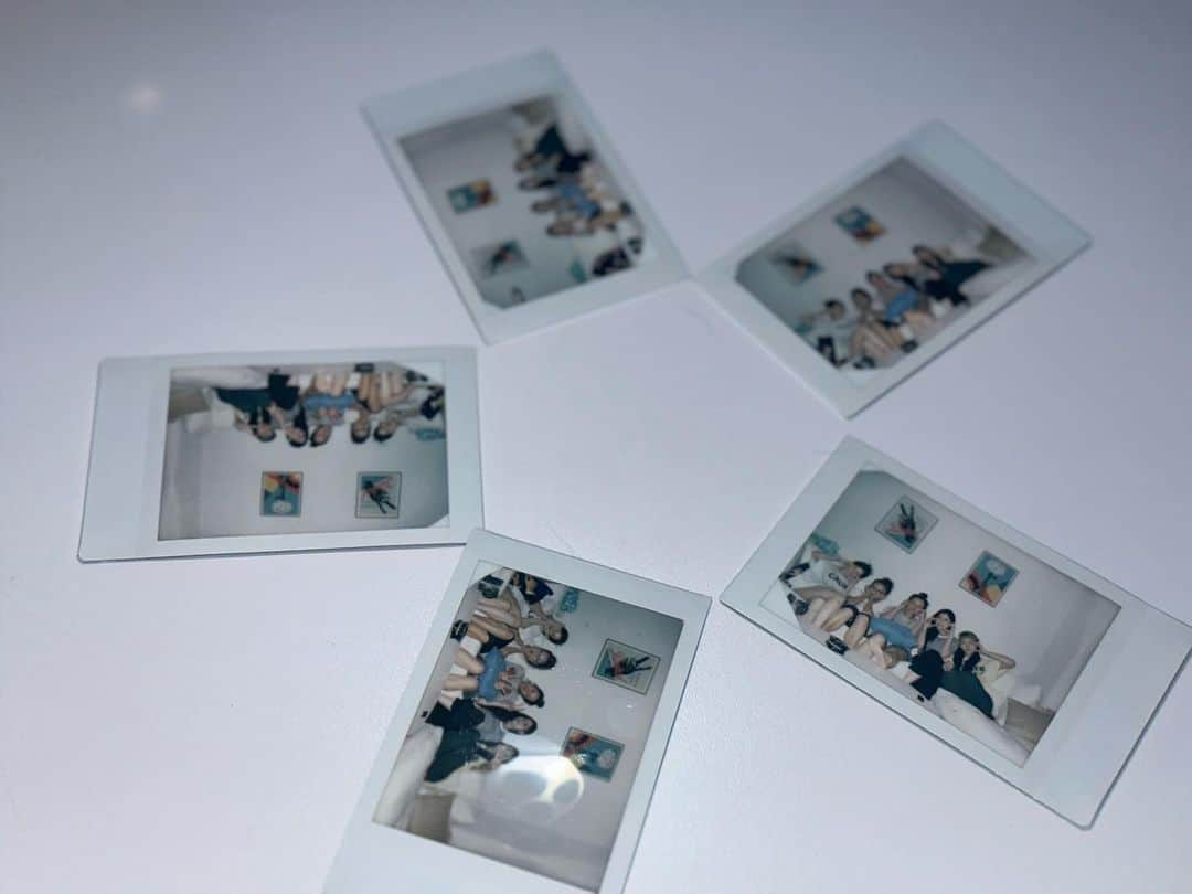 チョン・ウンジのインスタグラム：「🎂🎂🎂 @sarangdungy @mulgokizary @_ohhayoung_ @__yoonbomi__ @artist_eunji」