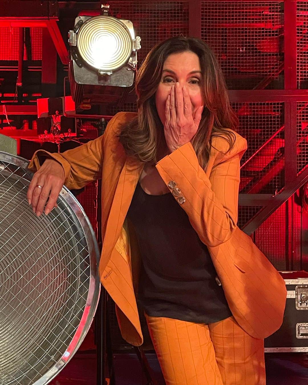 ファチマ・ベルナルデスのインスタグラム：「Reta final pra gravação do meu novo programa no @gnt: “Assim como a gente“. Tá ficando muito bonito e acolhedor pra gente ter ótimos papos. 🥰」