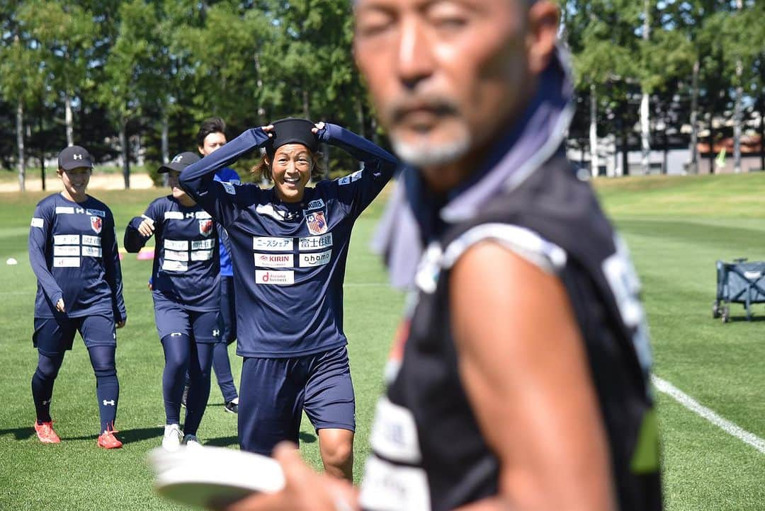 有吉佐織さんのインスタグラム写真 - (有吉佐織Instagram)「🐿️🧡  網走佐織終了しました〜 天気にも恵まれて、ほんとに過ごしやすい網走 ご飯も美味しい 温泉もある 卓球🏓もできたり 息抜きに網走湖で自然に癒されたりで ほんとにサッカーに集中できる環境でした！！ 私たちがキャンプするうえで、ご尽力していただいた皆さん！！ ほんとにありがとうございました！  来週からカップ戦頑張るぞっオー✊🔥  #大宮アルディージャventus  #🐿️🧡 #網走 #網走佐織2年目 #87 #weリーグ #weリーグカップ」8月19日 22時11分 - ariyoshisaori_1101