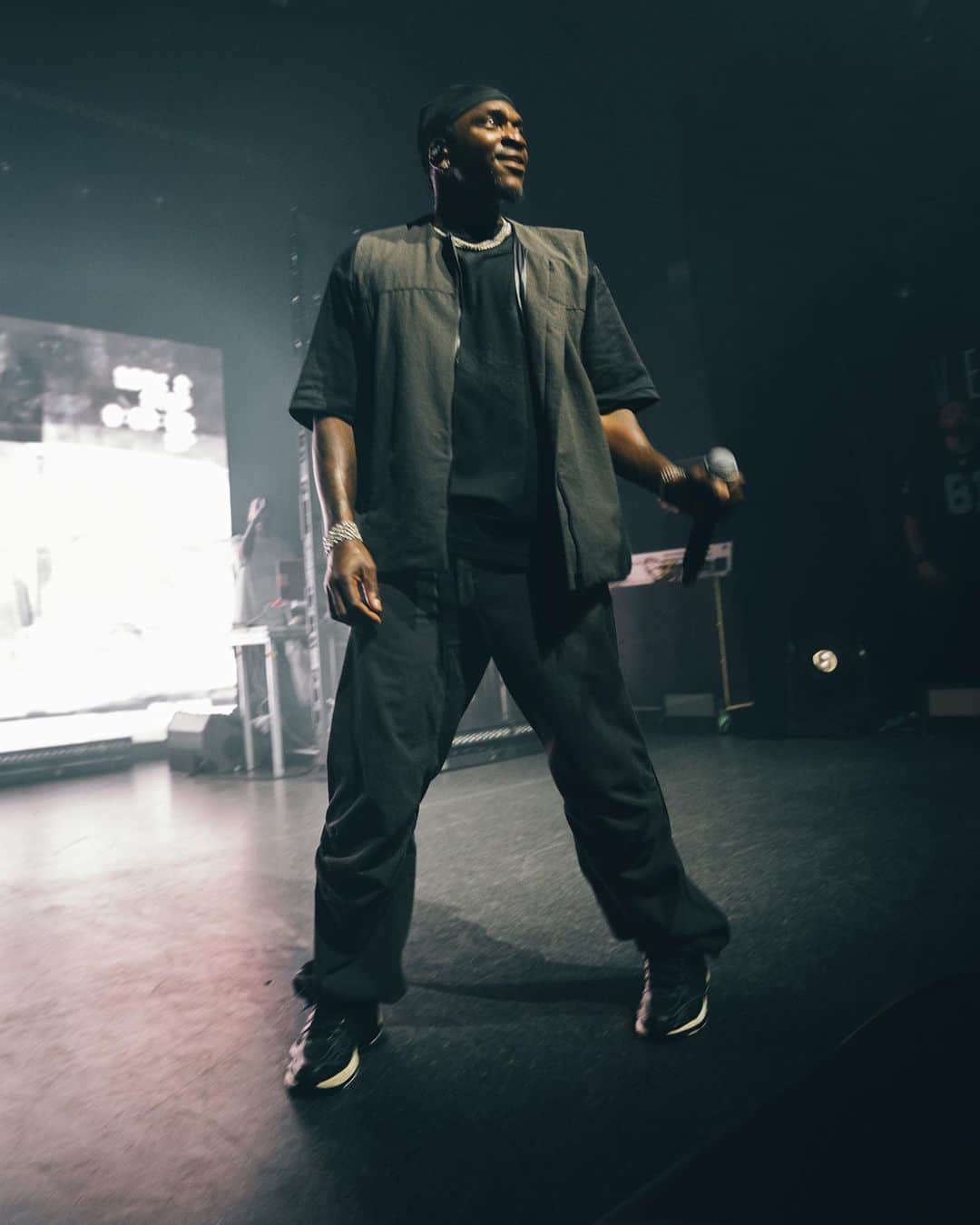 プシャ・Tさんのインスタグラム写真 - (プシャ・TInstagram)「8/17  COPENHAGEN, DENMARK   ITS ALMOST DRY TOUR (FINALE)  “GOD SAVE THE KING”  STILLS  📸: @growupbrendan」8月19日 22時22分 - kingpush