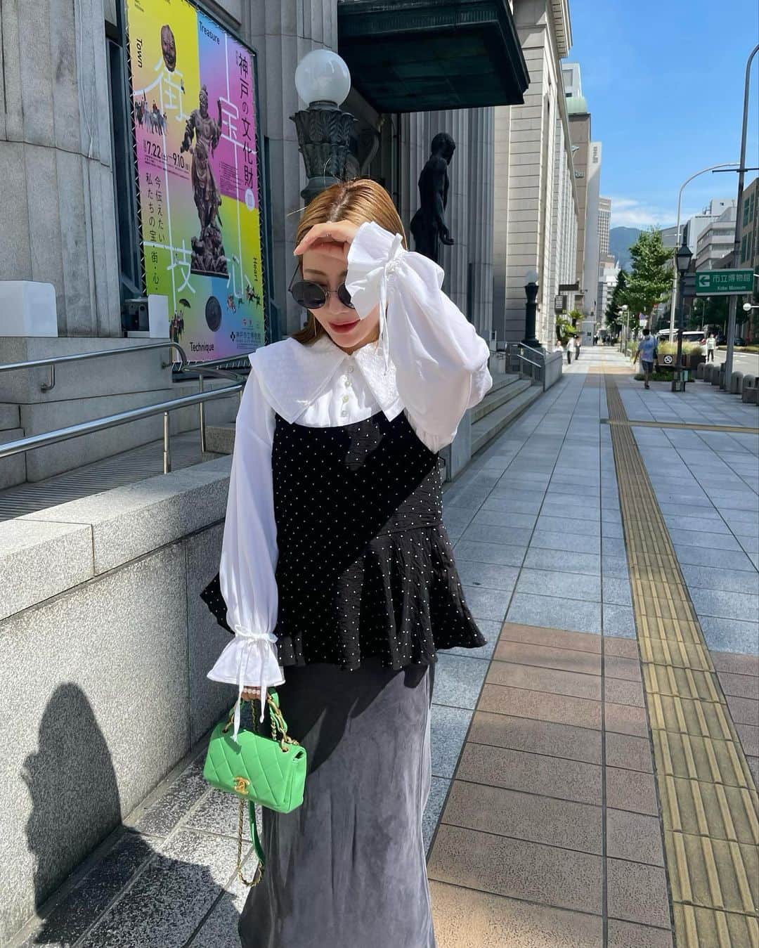 rinのインスタグラム：「⁡ ⁡ ⁡ ドットキャミこんな合わせ方も オススメです♥️ ⁡ 重ねるだけでマンネリコーデに 変化が出るので👌 ⁡ ブラウスも可愛いすぎてる🥹 ⁡ 真冬に襟出し袖出しで沢山着たい🫶 ⁡ 明日まで　@baybeeonline_ の スペシャルクーポンご利用頂けます‼︎ かなりスペシャル企画なので ぜひストーリー見て下さいね💕💕💕 ⁡ ダウンもこの機会にご予約沢山 頂き嬉しいです🫶 ⁡ まだまだ夏服も着たいけど 秋服も着たくて仕方ない😮‍💨 ⁡ ⁡ ⁡ ⁡ ⁡ ⁡ ⁡ ⁡ ⁡ ⁡ ⁡ ⁡ ⁡ ⁡ ⁡ #fashion#ootd#outfit#coordinate#baybeeonline#glowplus#ファッション#コーデ#大人カジュアル#カジュアル」