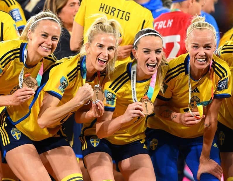 のインスタグラム：「🥉🇸🇪」