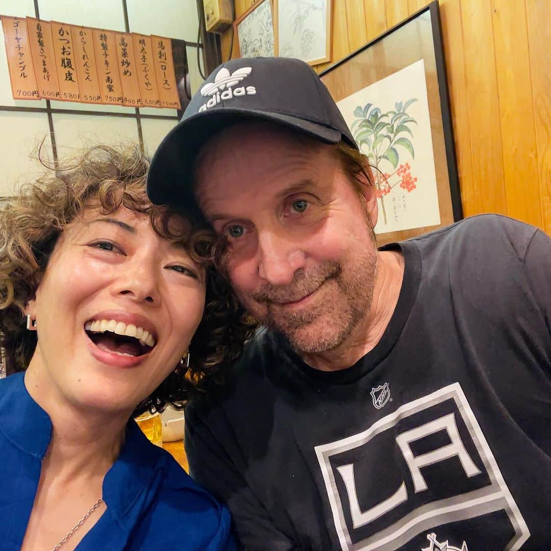 池田有希子のインスタグラム：「Peter Stormare!! 1999年グローブ座『夏の夜の夢』ハーミアをやった時の演出ペーター・ストルマーレと。またご一緒できますようにっ！しかし集まったメンバー、皆面白いなー凄い人達だなー！なんなんだこの人達はー！」