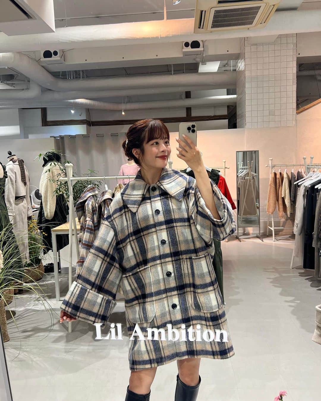 牛江桃子（ももち）さんのインスタグラム写真 - (牛江桃子（ももち）Instagram)「Lil Ambition 2023 Autumn Winter 🍂☃️ Thank you ♡ by @lilambition_official」8月19日 23時42分 - momochi.661