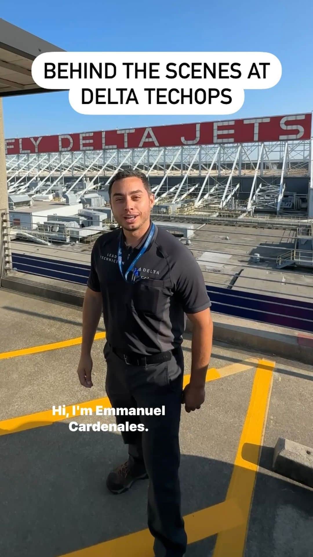 デルタ航空のインスタグラム：「This is where the magic happens ✨✈️」
