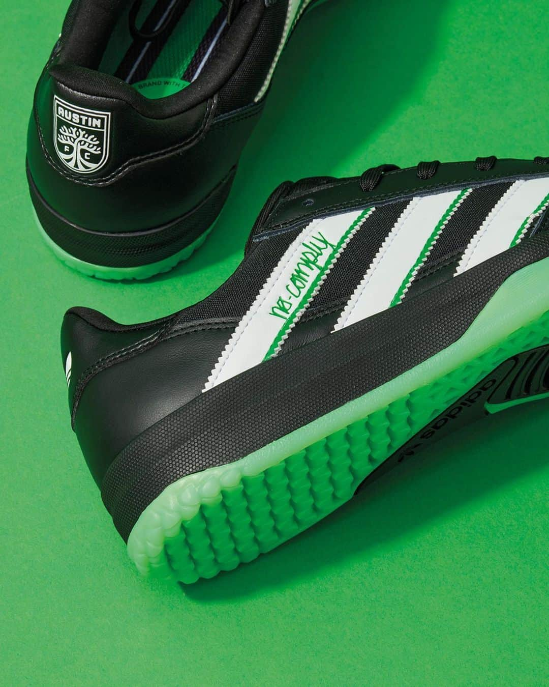 adidas Skateboardingさんのインスタグラム写真 - (adidas SkateboardingInstagram)「💚💚 /// The No-Comply x Austin FC collection by adidas Skateboarding is available now in limited quantities @nocomplyatx, adidas.com/skateboarding and in select skate shops worldwide.  The collection features a 90s-inspired oversized No-Comply x Austin FC Jersey & Water Short, and a premium leather Copa Nationale rooted in the football club’s color palette. 🧤⚽️  Available at these store locations: @orchardshop @303boards @35thnorth @510skateshop @alumniskateboarding @atlasskateboarding @blacksheepskateshop @brandedskate @east4thskate @familiaskate @humiditynola @laborskateshop @njskateshop @nocomplyatx @plaskate @premierskate @blacklist_lbg @rukus103 @seasonsskateshop @sel_ect @silo_omaha @spottampa @wearecivil @stratosphereskateboards @subsect @upriseskateshop @ups_skateshop @fasttimes @boardertown @premierskate  #adidasSkateboarding #NoComplyATX #Verde #listos #mls」8月20日 0時57分 - adidasskateboarding