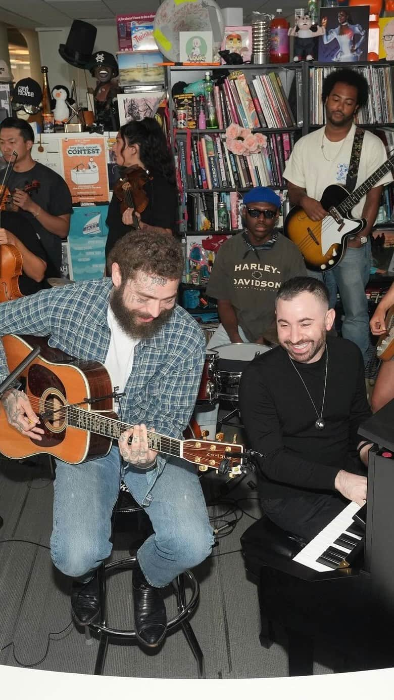 ポスト・マローンのインスタグラム：「thank you so much @tinydesk」