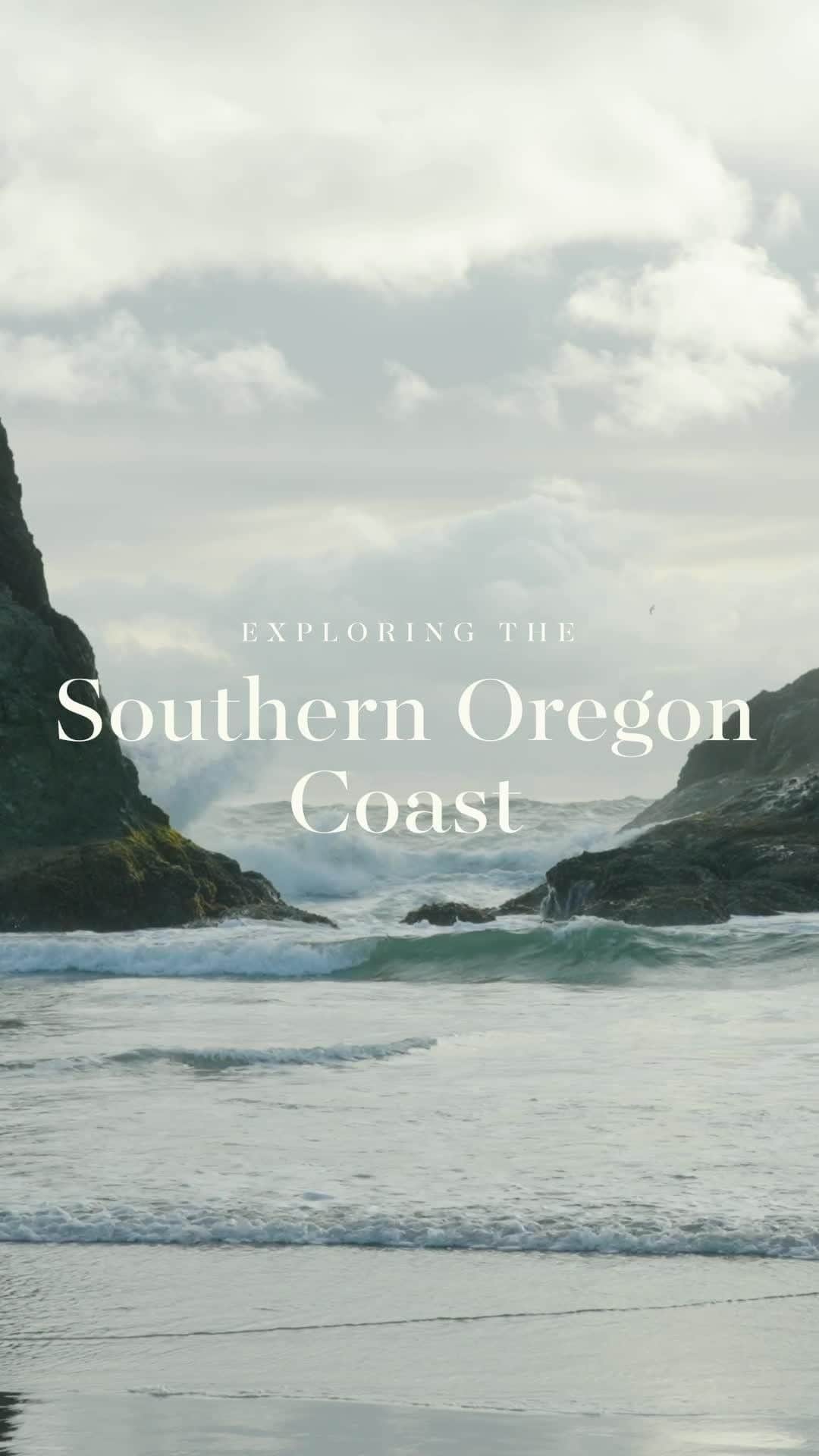 のインスタグラム：「Reconnect with nature along Oregon’s stunning southern coastline. Our latest blog shares an itinerary of breathtaking spots - from rocky vistas overlooking the sea to towering sand dunes and expansive beaches.   Plus, enter the Escape to the Southern Oregon Coast Giveaway, for your chance to win a two night stay at the @southernoregoncoast and a $500 Snow Peak gift card. Head to @snowpeakportland for more or enter via the link in bio.   #snowpeakusa #southernoregoncoast @southernoregoncoast」