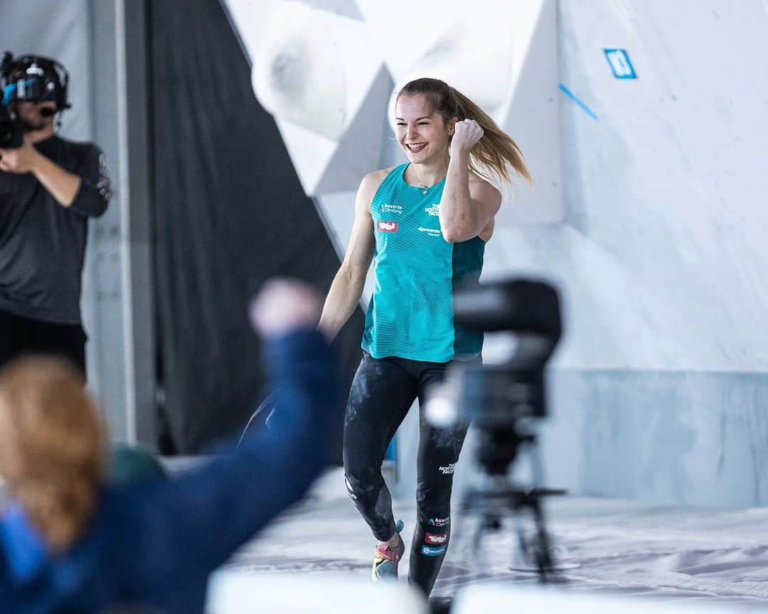 ジェシカ・ピルツさんのインスタグラム写真 - (ジェシカ・ピルツInstagram)「Happy global climbing day 🧗‍♀️ Thankful for all the experiences and moments this sport has given me. And hopefully, many more to come in the future ✨ @thenorthface @thenorthface_climb」8月20日 3時17分 - jessy_pilz