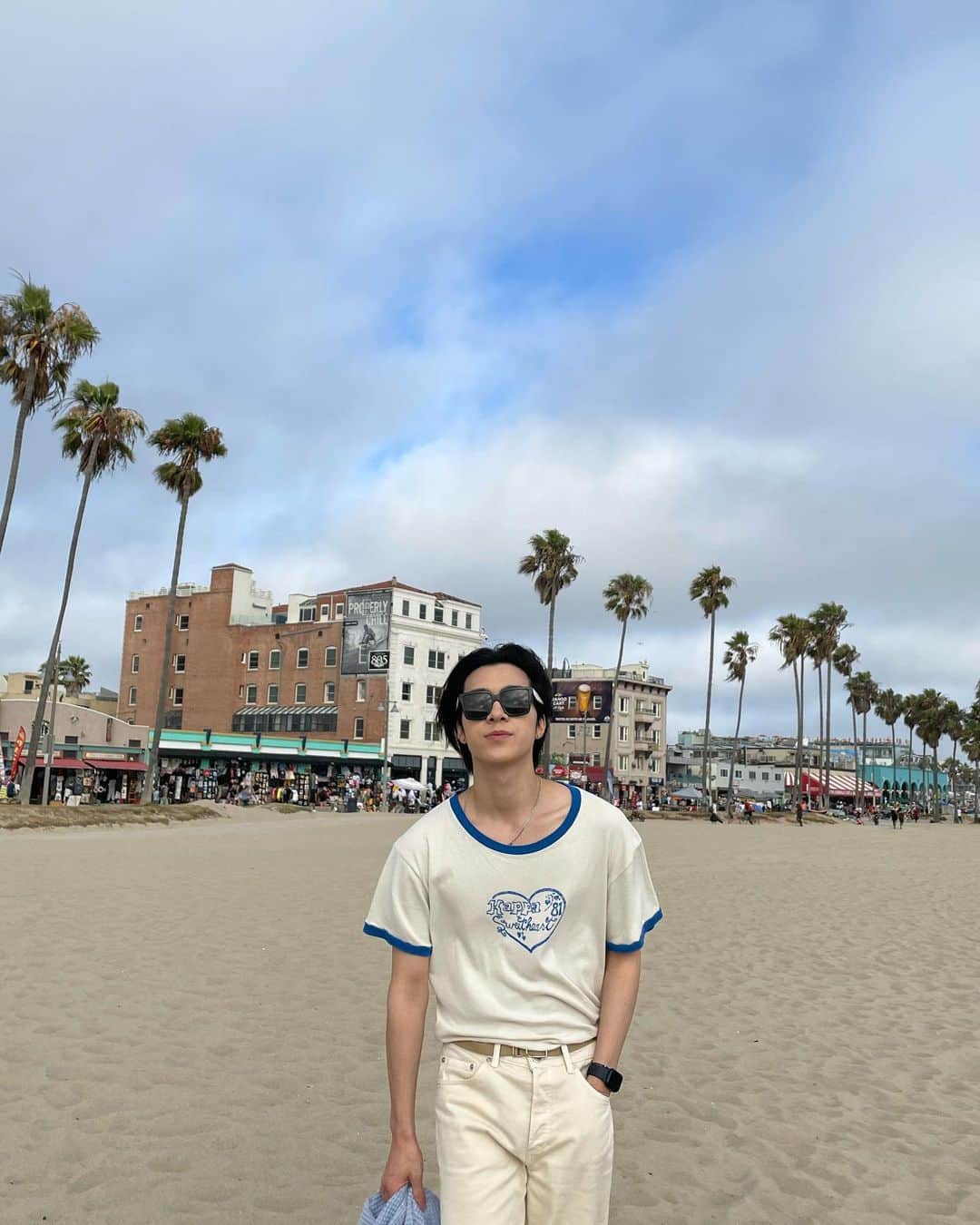 のインスタグラム：「LA💚 #kcon」