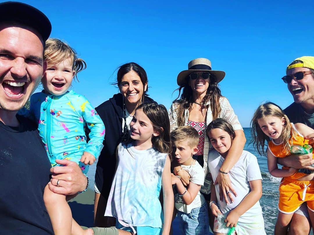 ケヴィン・ゼガーズのインスタグラム：「My brother Tyrone and I have so many blessings. I’m glad we get to share them with each other.」