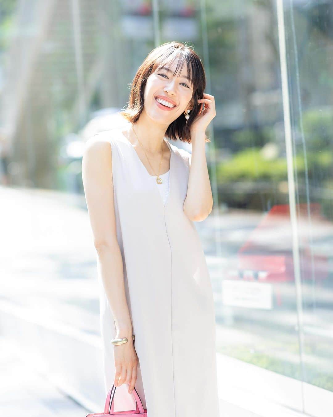 伊藤由佳のインスタグラム：「おはよう〜☀️ ⁡ 今日は楽しみにしてたお仕事♡ ⁡ 気合い入れて、行ってきます😎 ⁡ ⁡ photo by @kohmaihama さん ⁡ ⁡ #model #shooting #成浜由佳」