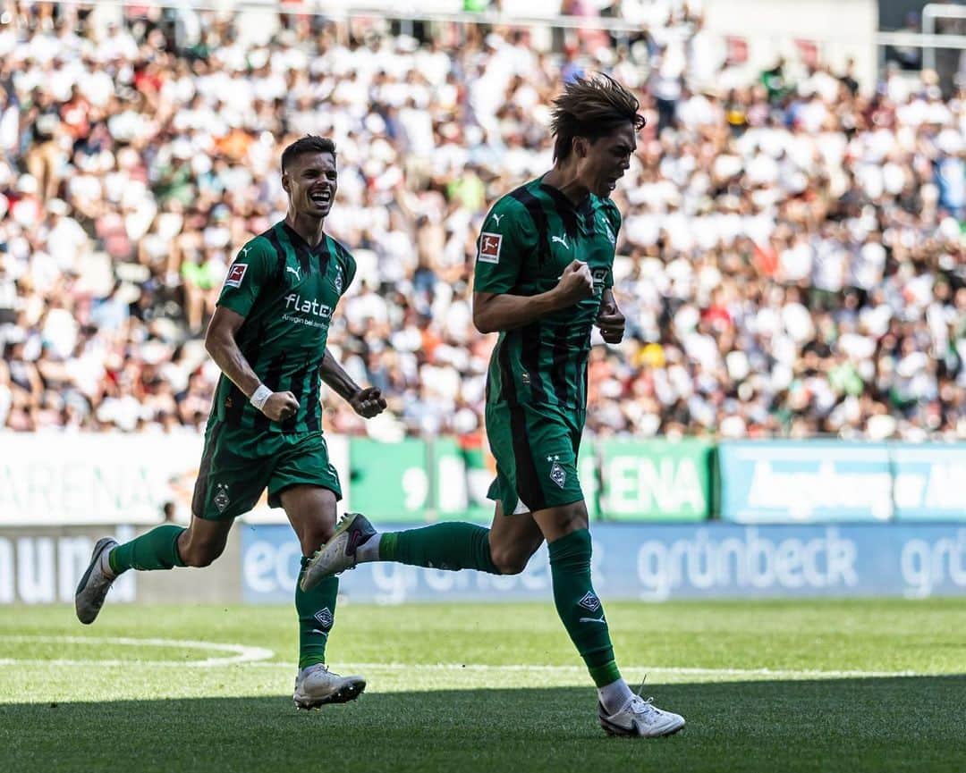板倉滉のインスタグラム：「First goal for @borussia  Thank you for your support 🔥🔥」