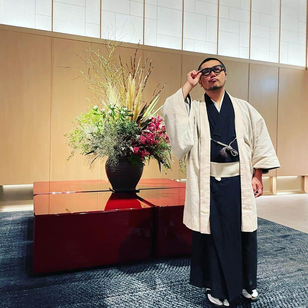 三浦崇宏さんのインスタグラム写真 - (三浦崇宏Instagram)「#kimono #ritzcarlton  #japan #ごぼうの党  #着物 #リッツカールトン福岡  #instagood  #インスタグラムといえば慣れない和服と聞いて」8月20日 9時35分 - takahiro3ura