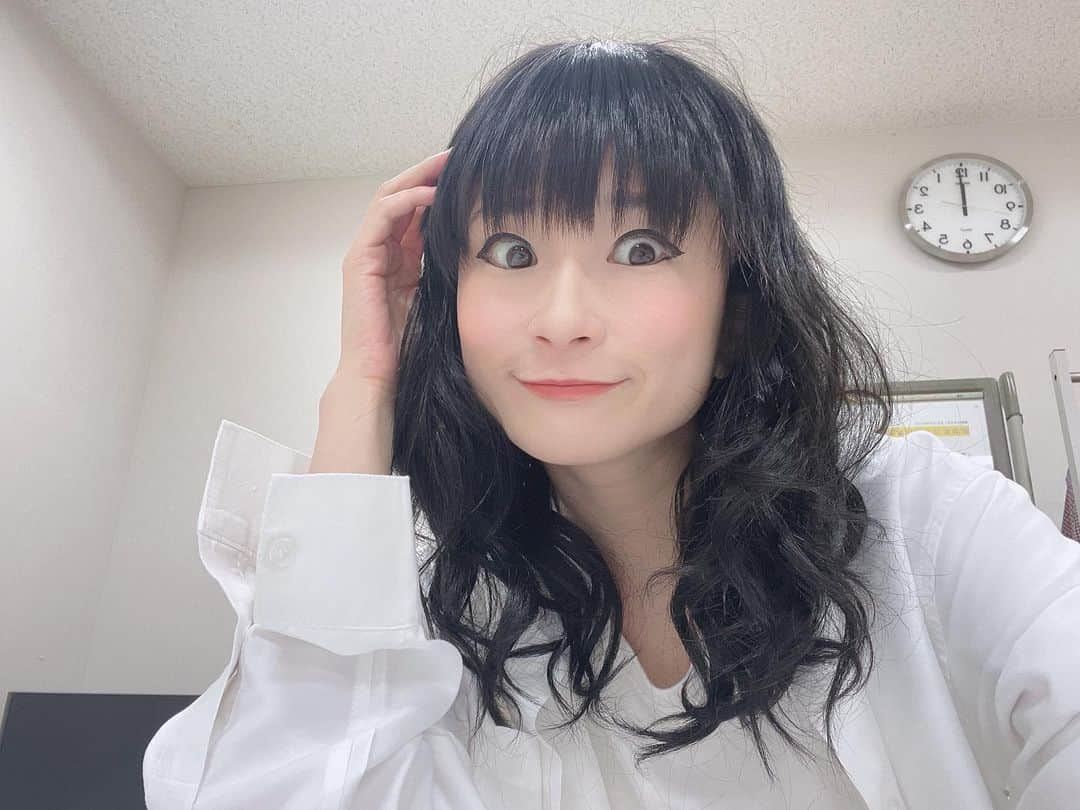 小俣里奈さんのインスタグラム写真 - (小俣里奈Instagram)「昨晩の『世界で一番怖い答え』見ていただけましたでしょうか？ テレビを見ていてナチュラルに鳥肌立って、久々怖い思いをしました！😳  私は当時の鳥居みゆきさんを演じさせていただきました。  TVerやFODでも見られますので見逃した人は是非に！  #世界で一番怖い答え  #フジテレビ #ホラー　#怖い話 #実話怪談  #鳥居みゆき さん #ヒットエンドラーン #小俣里奈　#omatarina」8月20日 9時47分 - omatarina