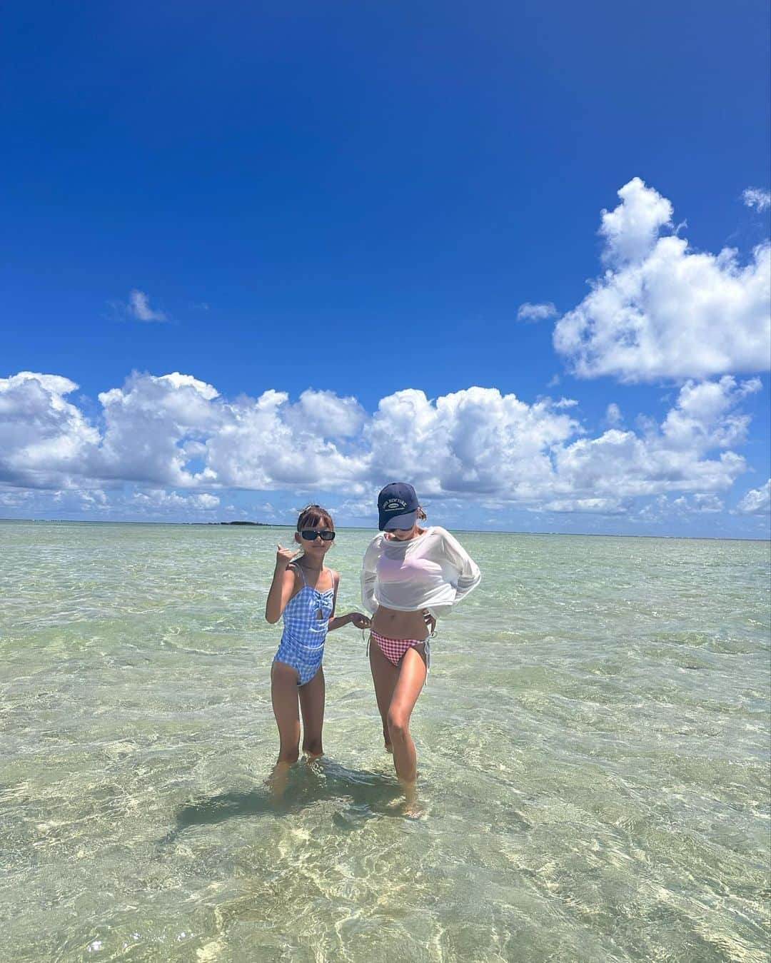 ✷kana✷さんのインスタグラム写真 - (✷kana✷Instagram)「📍KANEOHE BAY SANDBAR さいっっこーのロケーションでした！ 船の上でBBQなんて贅沢すぎ♡  #kaneohebay#kaneohesandbar#sandbar #hawaiilife#bikini#alexiastam#crews#alexiastammermaids#bbq#カネオヘサンドバー#アリシアスタン#ハワイライフ#ベイクルーズ#天国の海#サンドバーツアー」8月20日 12時19分 - xxkana513xx