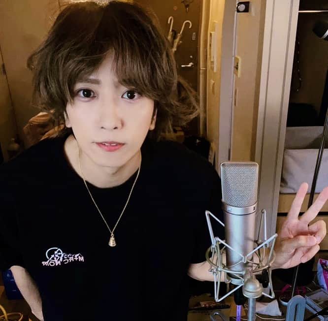 うみくんのインスタグラム：「✌️ #mrcnoir」