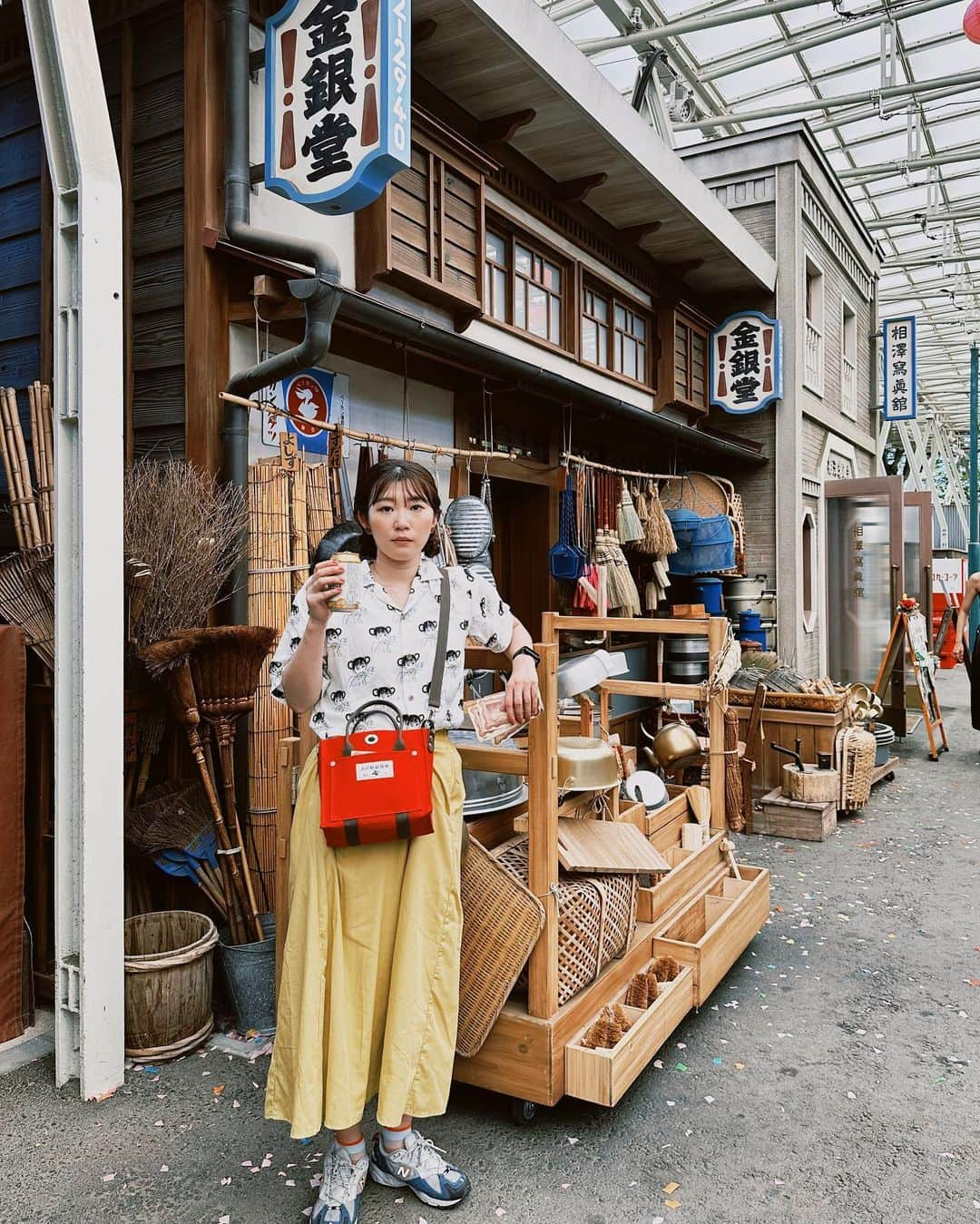 田名部生来さんのインスタグラム写真 - (田名部生来Instagram)「🐙 引きの私 推しと駄菓子屋デートする夢見ました涙  西武園ゆうえんちのおかげです涙  どおりで駄菓子屋さんの名前、“夢見堂“だもん。 手の繋ぎ方がエ○かったです。 500園(ｾｲﾌﾞｴﾝ)お渡ししたいです。 夢は金なり。 ありがとうございます。  #西武園ゆうえんち」8月20日 12時29分 - mnkspnpn