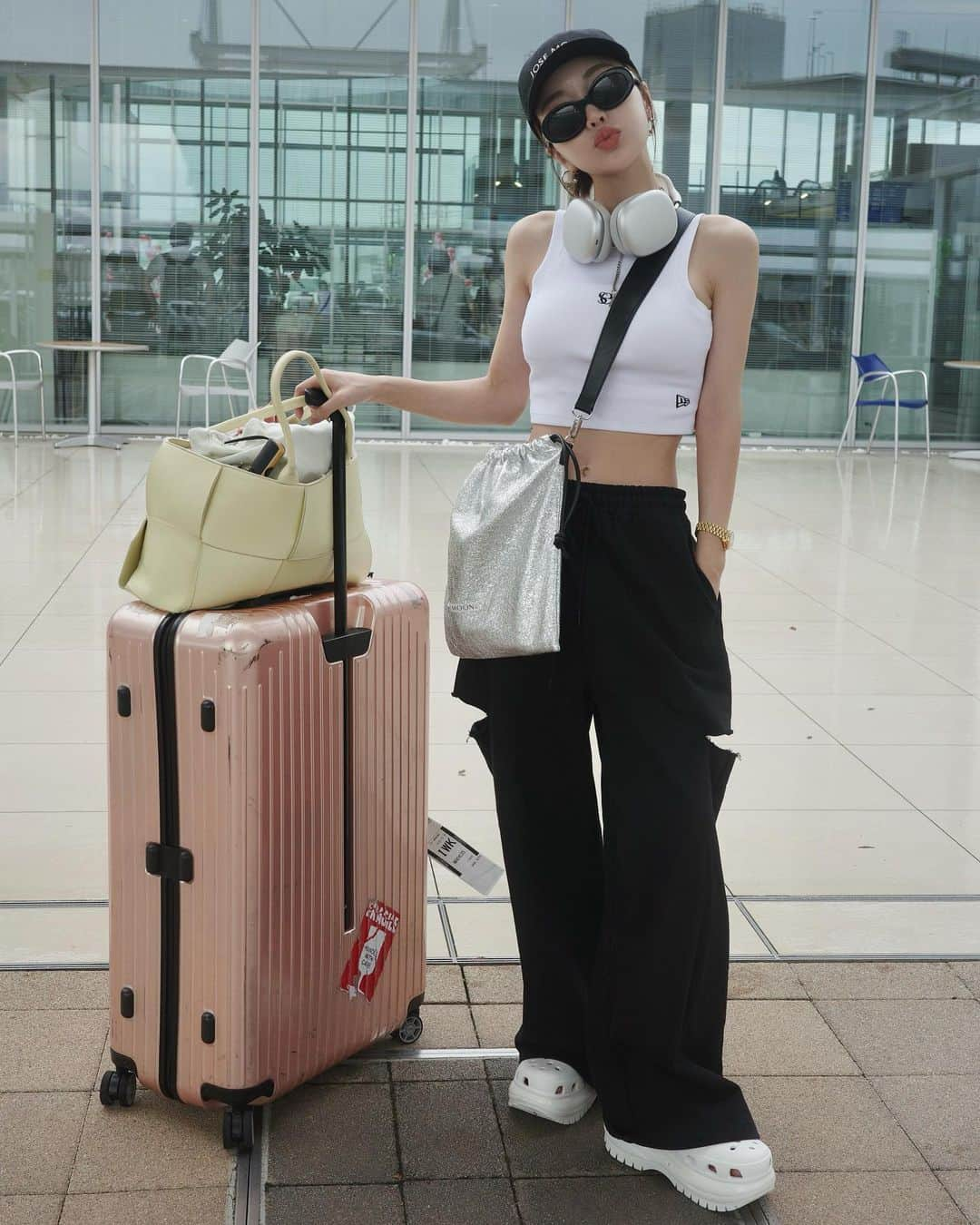 梯真奈美さんのインスタグラム写真 - (梯真奈美Instagram)「お盆休みは地元へ帰省✈️🌈🌼  #JOSEMOON #eimyistoire」8月20日 23時19分 - official_manami