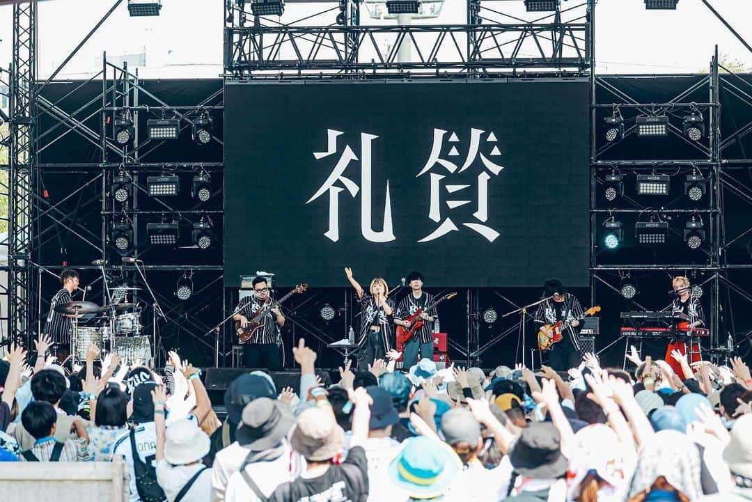 サーヤのインスタグラム：「みんなカッケ〜👃🏻🩸 @raisan_official   ©SUMMER SONIC All Rights Reserved.」