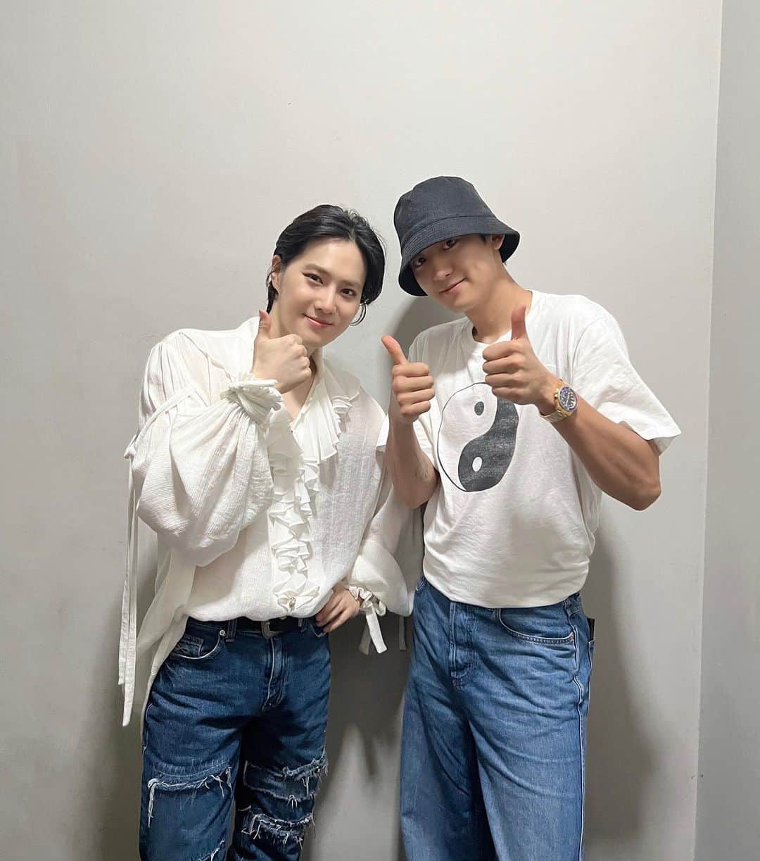 EXOさんのインスタグラム写真 - (EXOInstagram)「Wolfgang Mozart #SUHO with #CHANYEOL🐰🍒🩶  'Musical MOZART!' ~2023.8.22 Sejong Center of Performing Arts Grand Theater  #수호 #찬열 @kimjuncotton @real__pcy  #엑소 #EXO #weareoneEXO #모차르트! #MOZART!」8月20日 23時58分 - weareone.exo