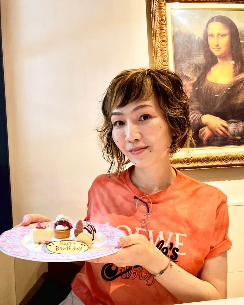 川村由紀のインスタグラム：「#HappyBirthdayToMe  今日まで生きて来れたこと、周りの皆様に心から感謝です🙏 I am so grateful to everyone around me for making it to this day✨see you @oiran_shibuya」
