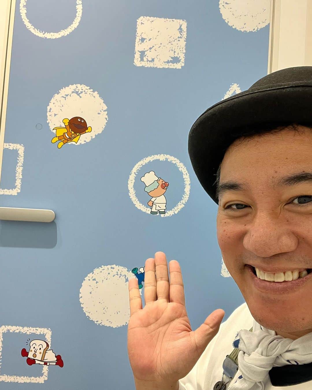 与座よしあきのインスタグラム：「息子のプリプリマンは元気に旅立ちました！」