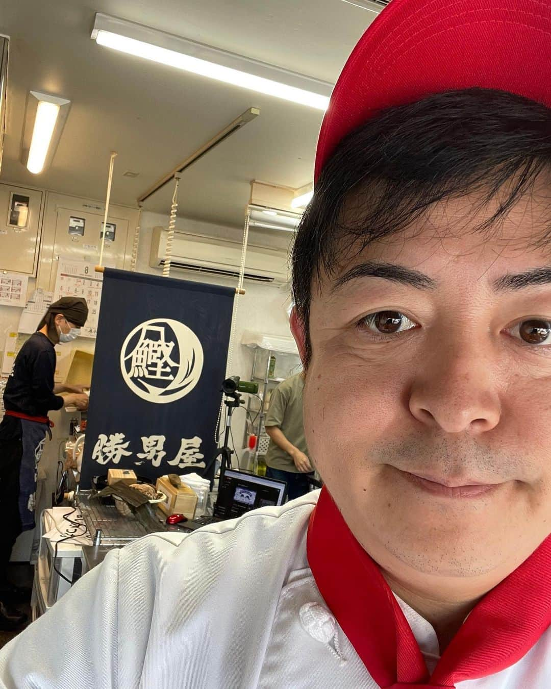 いけや賢二さんのインスタグラム写真 - (いけや賢二Instagram)「昨日は京都観光しながら静岡へ。 今日は朝から焼津で「親子で学ぶだし教室」。 また明日からがんばります💪 #いけや賢二 #奥さんの #実家 #帰省 #帰り #京都観光 #焼津 #勝男屋 #親子で学ぶだし教室 #イベント #ありがとうございました #楽しい #旅行 #でした」8月20日 16時23分 - ikeya0705