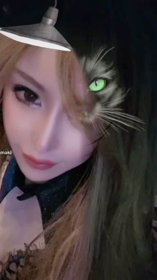 環結衣 のインスタグラム：「銀座でもハロウィンってするのかな？🎃」