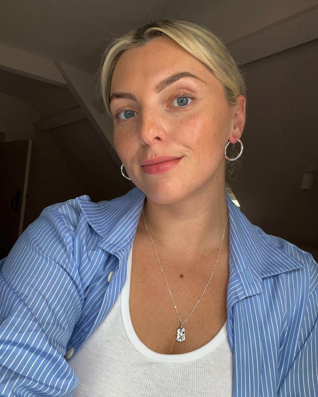 Estée Lalondeのインスタグラム：「Say hello to two new limited edition @esteelalonde layering sets ✨」