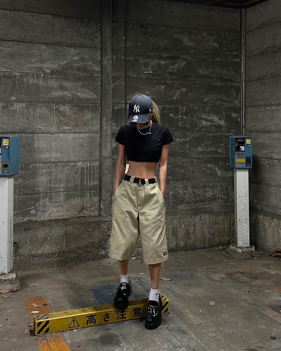 MARISさんのインスタグラム写真 - (MARISInstagram)「サマソニが来ると夏の終わりをちょっとずつ感じる😮‍💨駐車場の写真多めさーせん🅿️ただ東京ぽくない？てゆー理由🤪👐🏾」8月20日 17時34分 - marristea