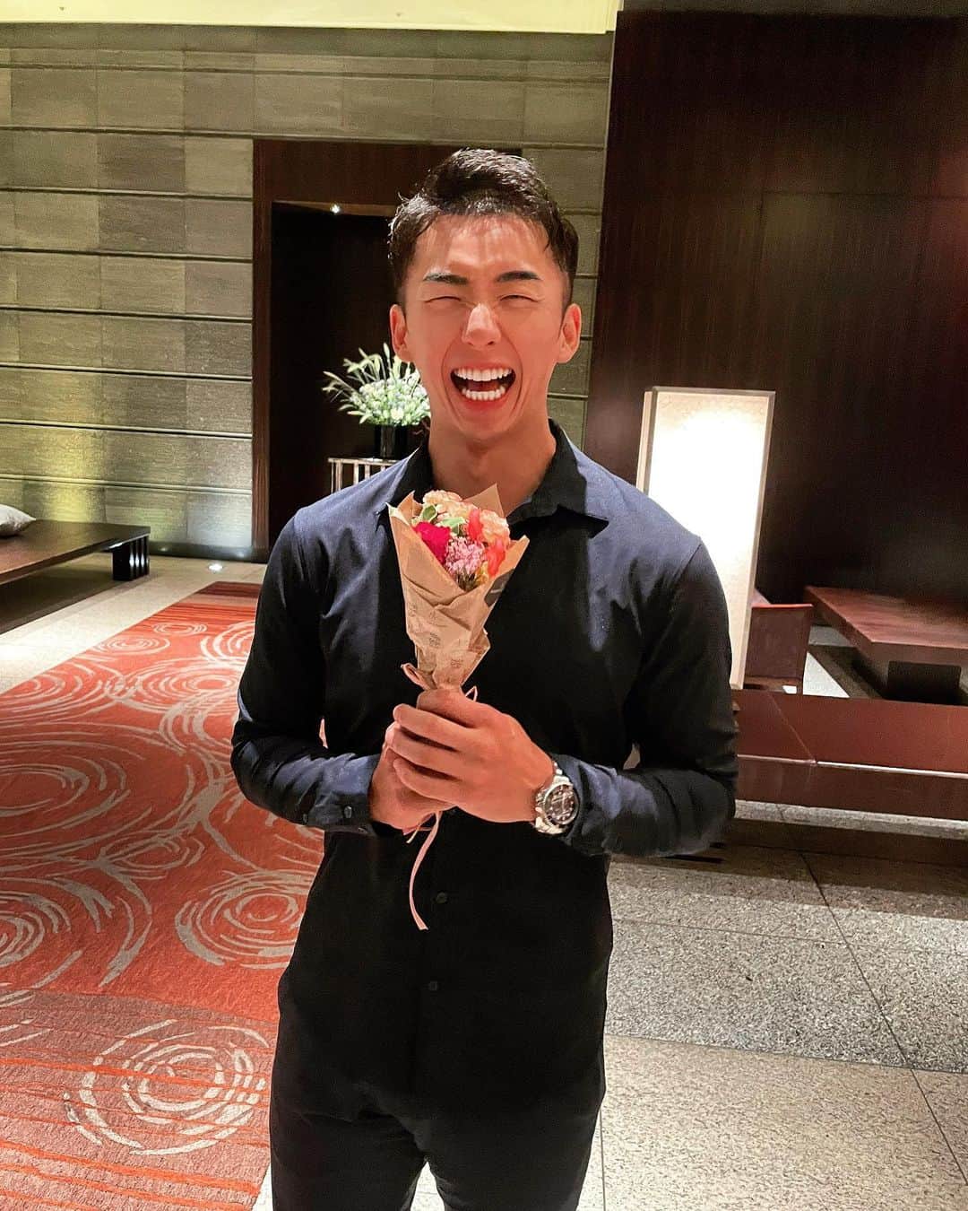 徳南堅太のインスタグラム：「この間、産まれたと思ったら ⁡ 8/17に36歳になりました👦🏻 ⁡ 沢山のお祝いやメッセージ ⁡ ありがとうございます！💐 ⁡ 楽しく元気に頑張ります🙋🏼‍♂️✨ ⁡ ⁡ #hbd #thankful #TOK」