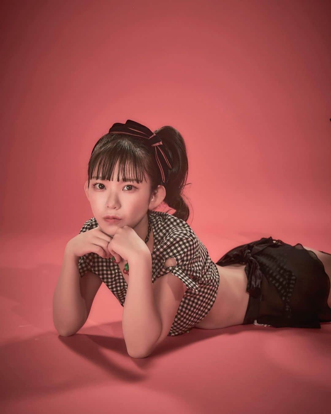 長澤茉里奈のインスタグラム：「11月10日発売！！ ピンナップグラビアのフォトブック! 『PIN-UP GIRLS SELECTION3』に まりちゅう載りますっっ😚😚 ずっと出たかったフォトブックなのでめちゃくちゃ嬉しい〜！  本日18:00〜 初回限定版受付が開始しました！ (ストーリーにリンク貼ってます)  選んだモデルのカバーやアザーフォト、 更にメイキング DVD が付いてきます！！  つまり、初回限定でまりちゅう表紙のものと、まりちゅうアザーフォトが届いちゃいます😍😍😍  初回限定版の受付は9 月 9 日までです！ ぜひぜひゲットしてください❤️  #ピンナップガールズ #PINUPGIRLSSELECTION #marichuu#nagasawamarina#まりちゅう#長澤茉里奈#グラビア#グラビアアイドル#アイドル#水着#合法ロリ#合法ロリ巨乳 #bikinimodel#gravure#Gravureidol#japanesegirl」