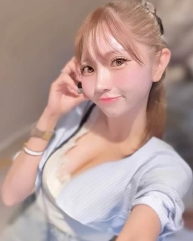 のインスタグラム：「Tiktok復活 した〜！！！！ゆちゆち @yucha_x2 で検索ｯｯｯ   #Tiktok #tiktokers #ポニーテール女子」