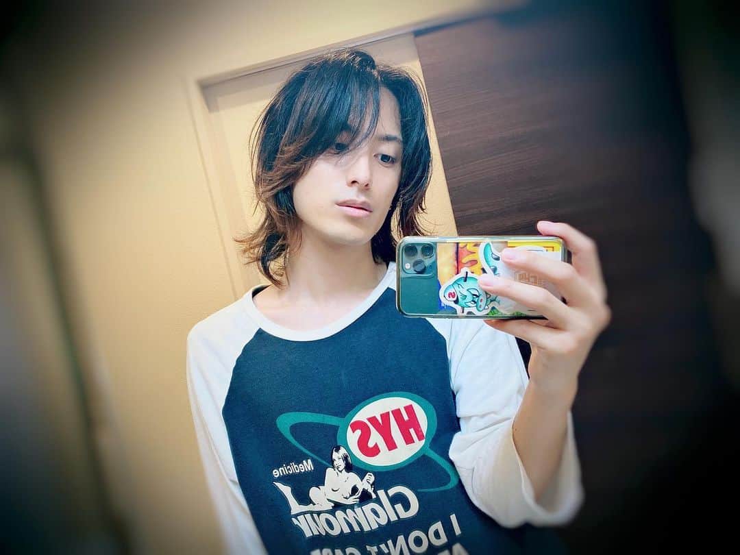 武子直輝のインスタグラム：「カミキッタ ダレニモキヅカレナイ  #武子直輝」