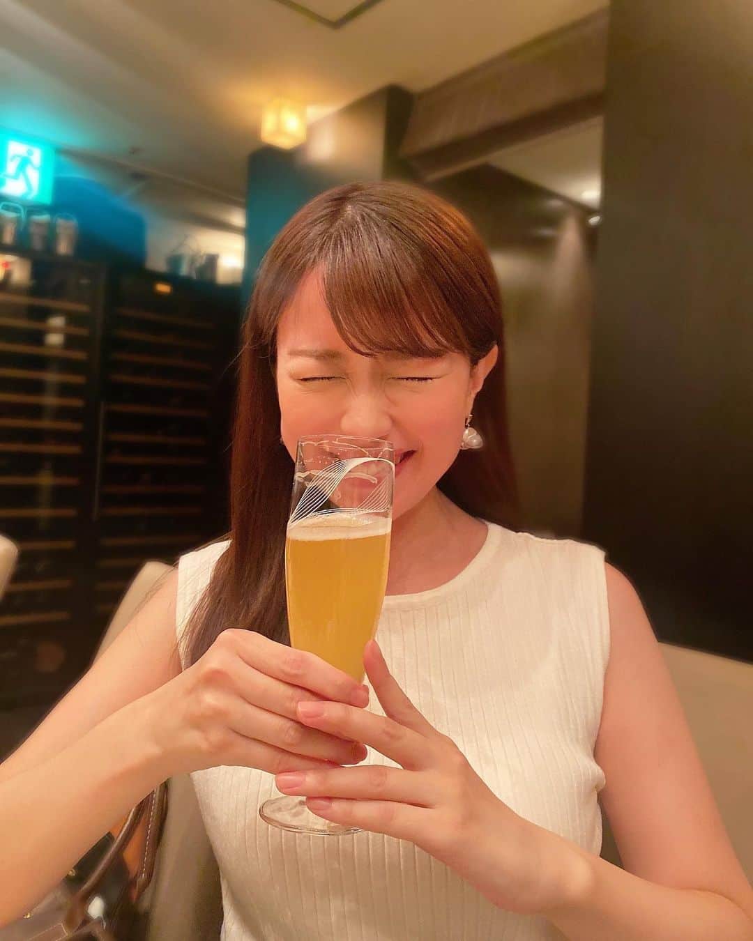 道岡桃子のインスタグラム：「😡🍺💦  お酒強くなりたい‼️  #酔っ払い #焼き鳥 #銀座 #ビール #ほろよい」