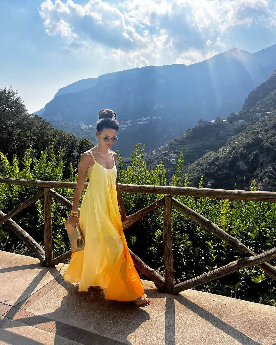 ミシェル・キーガンさんのインスタグラム写真 - (ミシェル・キーガンInstagram)「Beautiful Ravello by day 🇮🇹🍋☀️」8月20日 19時11分 - michkeegan