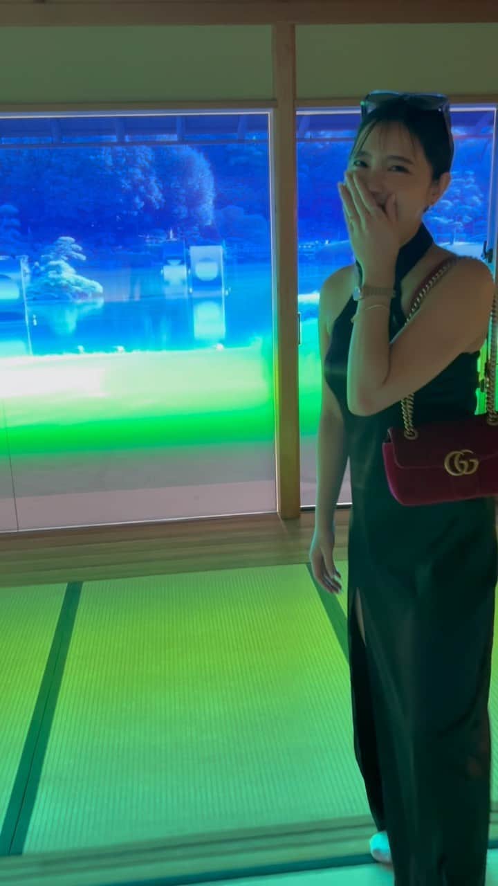 のインスタグラム：「最終日これた🌅💜 公演気持ちよくて寝っ転がってたらめちゃ蚊に刺されたぁ 夏だなぁ🦟☀️  @yoshirotten  @sun_nwoi」