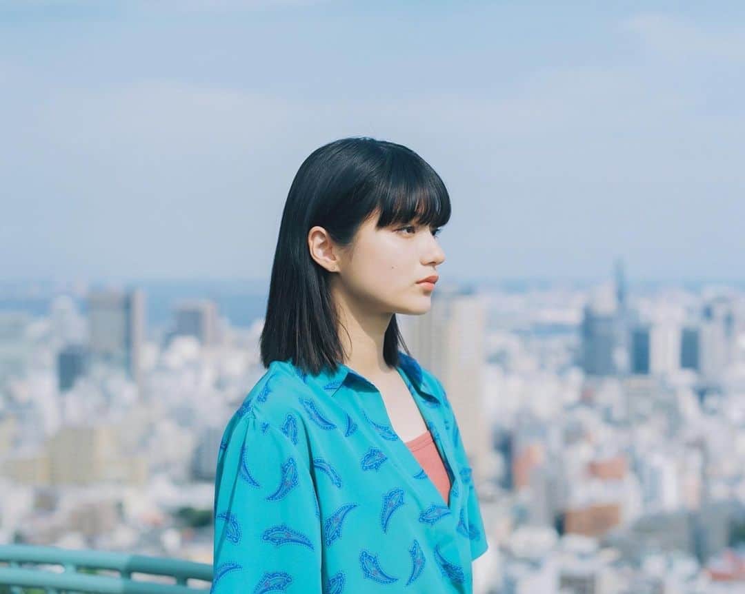 蒔田彩珠のインスタグラム：「☺︎︎ こうしてようやく髪がなびくのです。  #わたしの一番最悪なともだち」