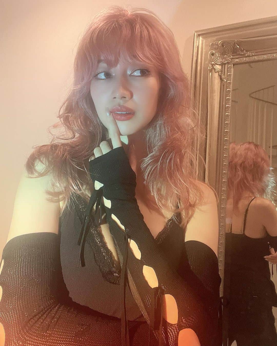 のインスタグラム：「やっほー🎀🖤」