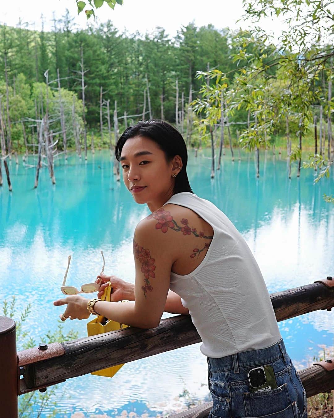 Noah（ノア）のインスタグラム：「Finally here at Aoi Ike 🏝️  #TaikiNoah#青い池#富良野」